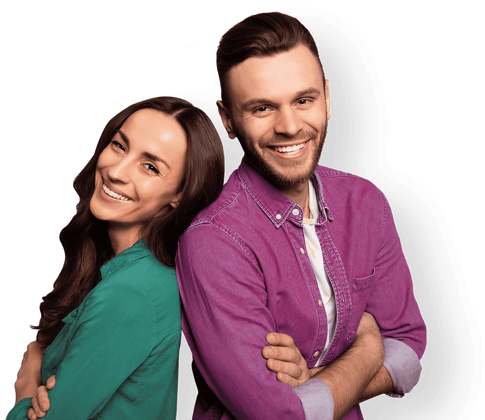 Счастливая пара улыбается